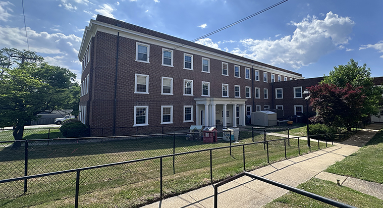 2300 Dumbarton Road